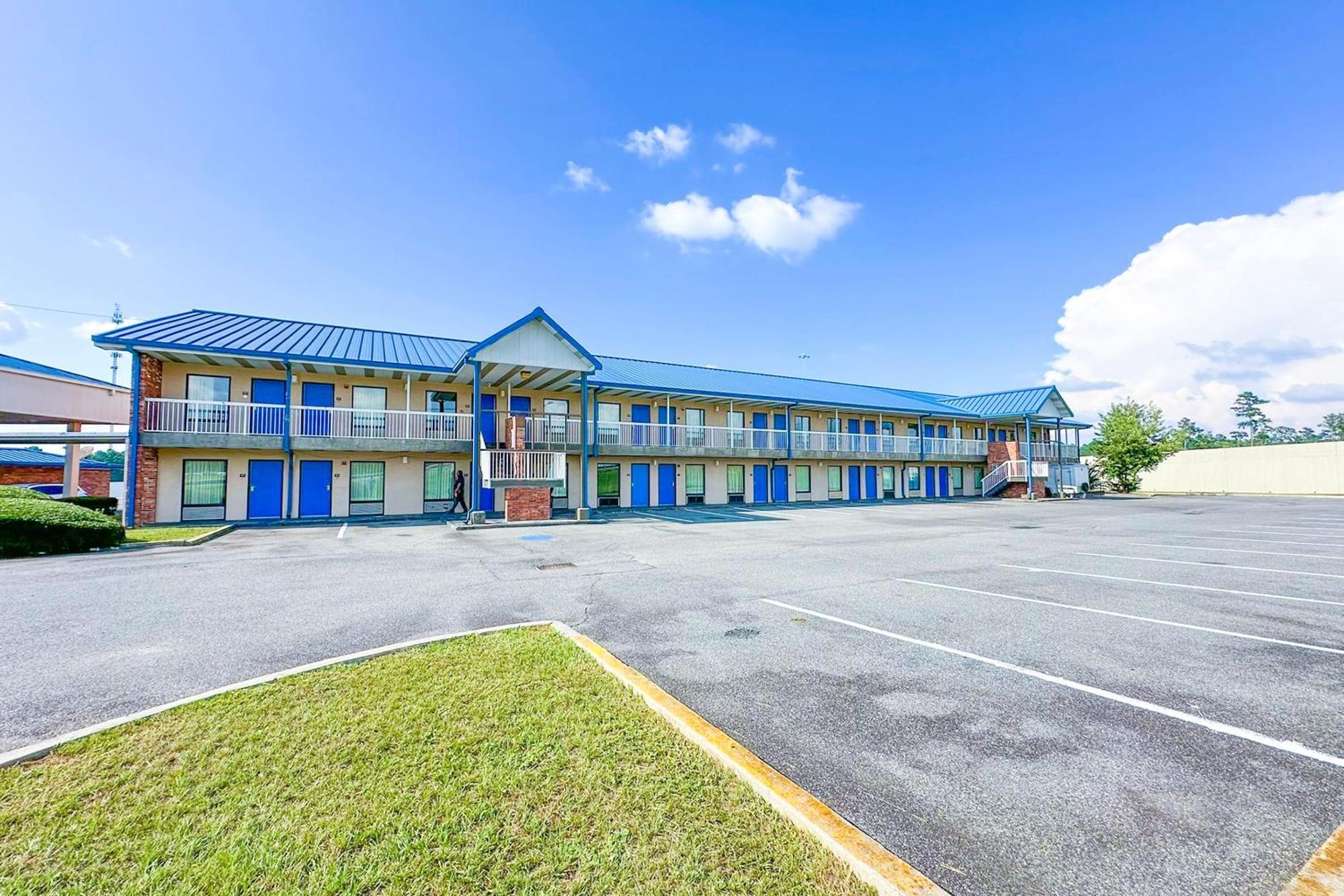 Hahira Inn By Oyo Near Valdosta Exterior photo